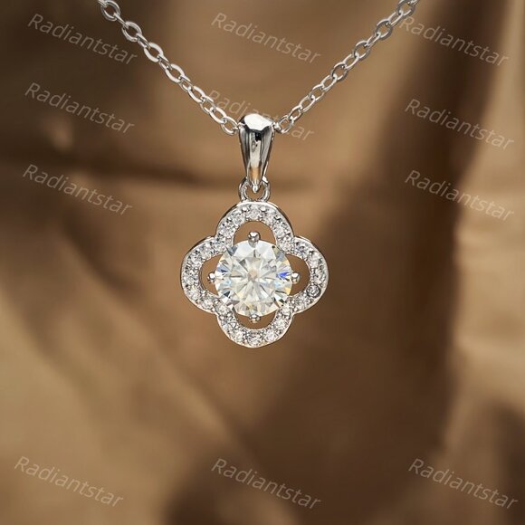 NEW Certified 1ct. t.w. Moissanite Clover Necklace - Picture 1 of 7